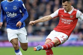 九游体育-阿森纳拿下哲凯赖什